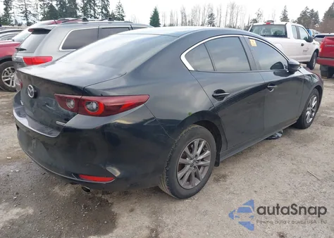 2022 Mazda Mazda3 2.5 S z USA, uszkodzony, nr VIN 3MZBPAAL4NM303402